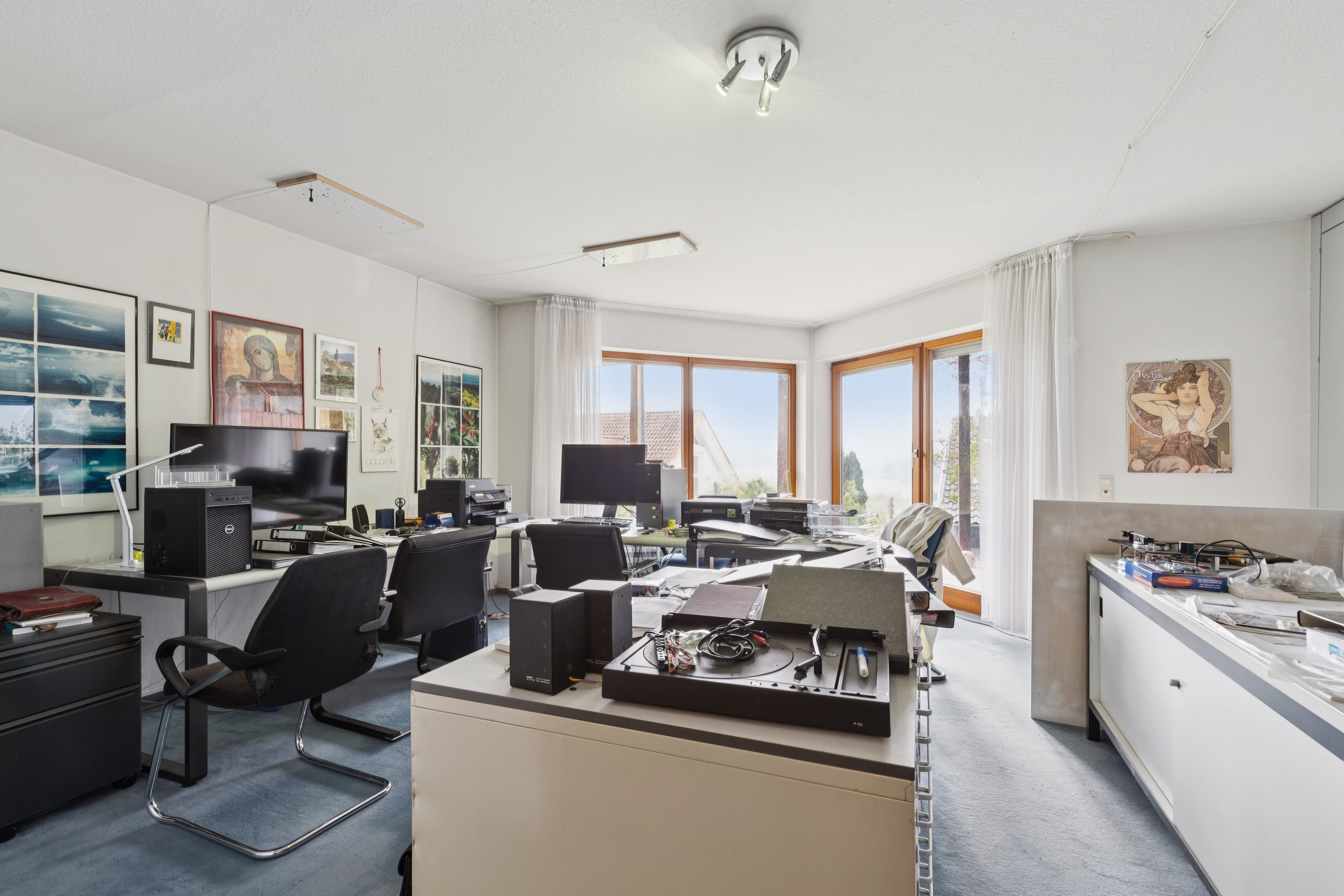 Büro UG